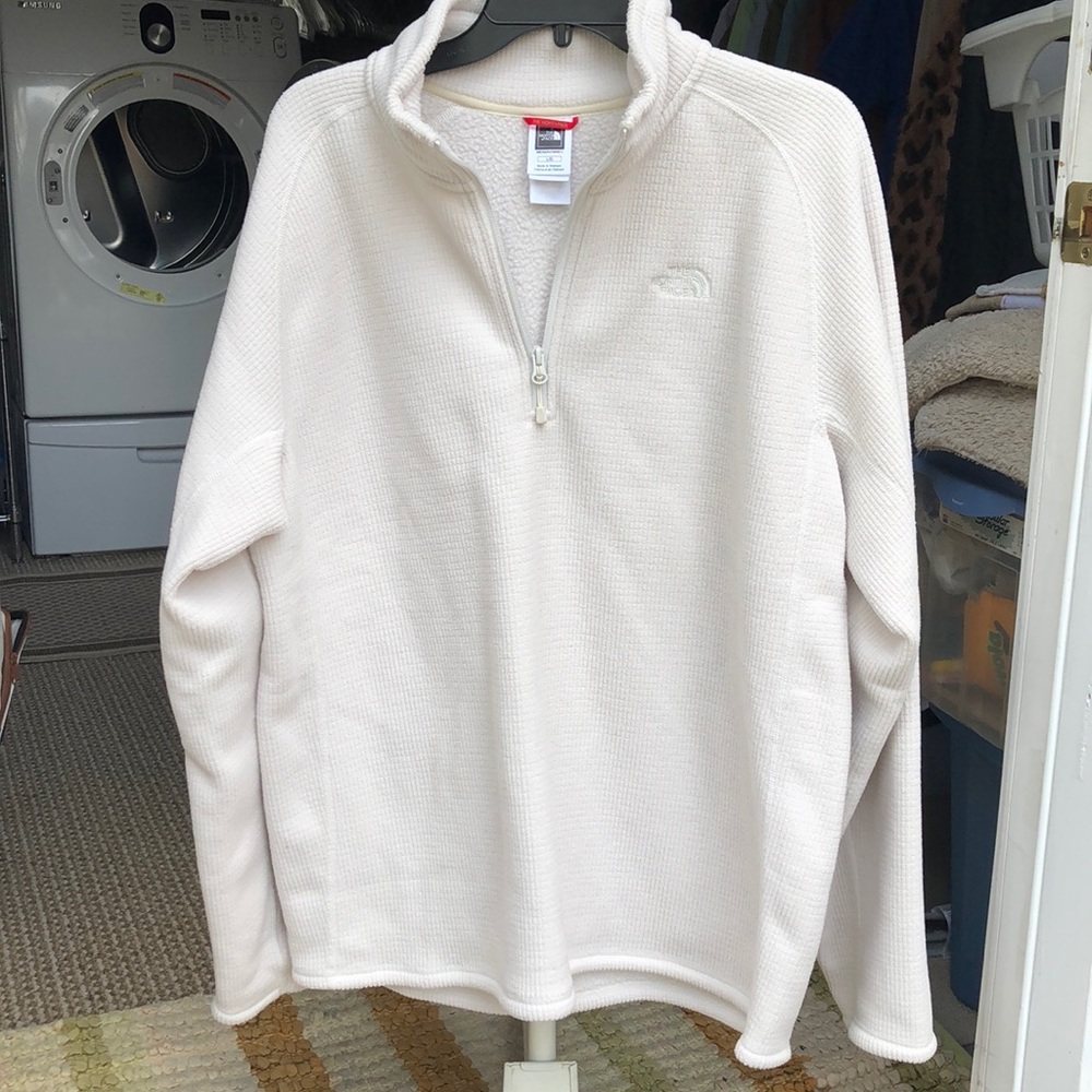 Men’s North Face off white Lg half zip Pullover